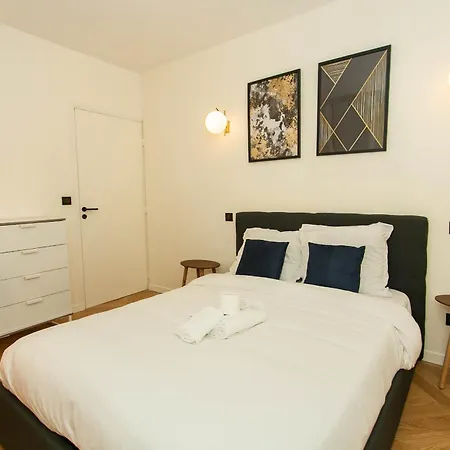 Haussmann - 2br Near Champs-elysees - Cityapartmentstay Apartment