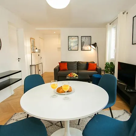 Haussmann - 2br Near Champs-elysees - Cityapartmentstay