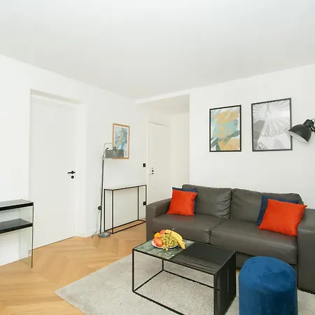Haussmann - 2br Near Champs-elysees - Cityapartmentstay Apartament