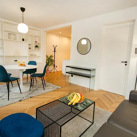 Haussmann - 2br Near Champs-elysees - Cityapartmentstay Apartament Paryż